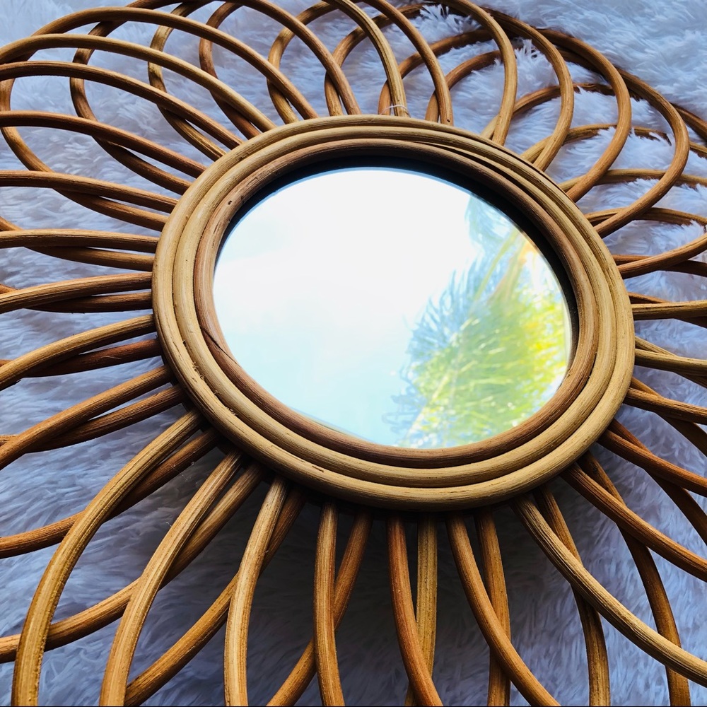 Large Round Rattan Mirror 22.5” - Picture 10 of 12